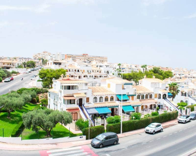 3 soveværelse Penthouse til salg i La Mata med swimmingpool - € 269.000 (Ref: 9126046)