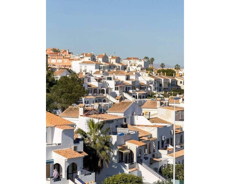 3 soveværelse Penthouse til salg i La Mata med swimmingpool - € 269.000 (Ref: 9126046)