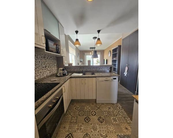 2 makuuhuone Huoneisto myytävänä paikassa Punta Prima, Orihuela mukana uima-altaan - 265 000 € (Ref: 9126048)