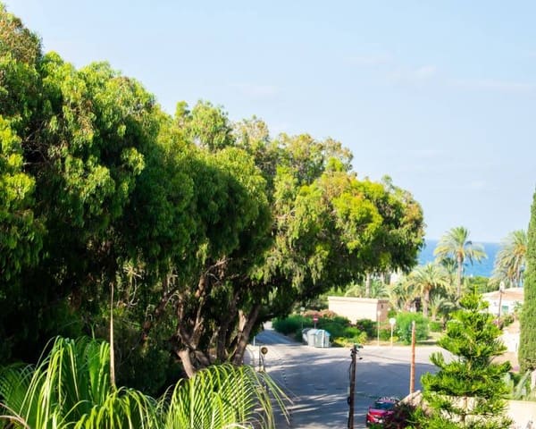2 soverom Penthouse til salgs i La Zenia, Orihuela med svømmebasseng - € 160 000 (Ref: 9127450)