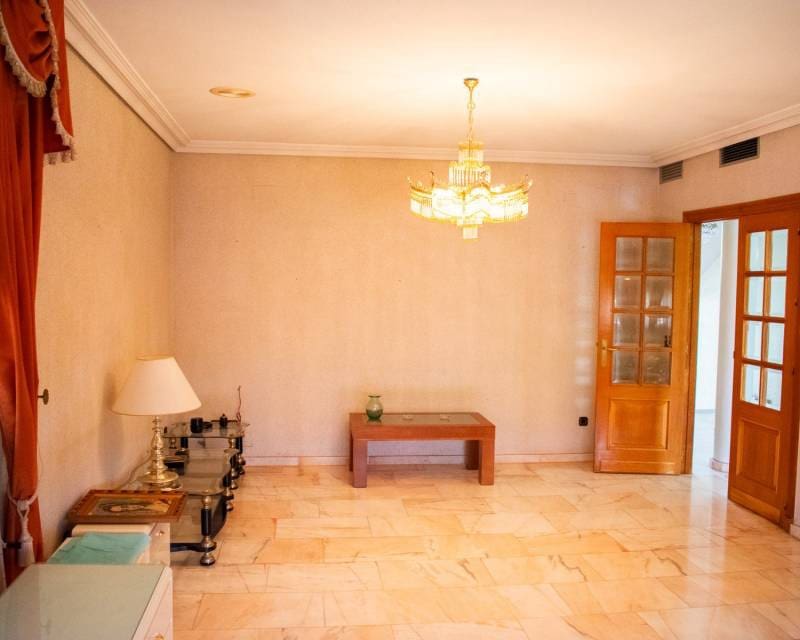 5 soverom Villa til salgs i Llano de Brujas med garasje - € 765 000 (Ref: 9127451)