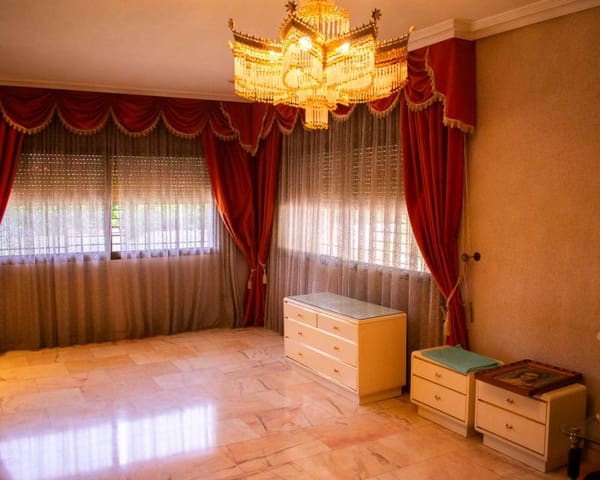 5 slaapkamer Villa te koop in Llano de Brujas, Murcia stad met garage - € 765.000 (Ref: 9127451)