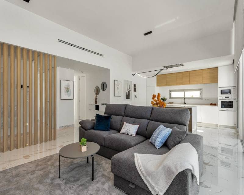 3 Zimmer Villa zu verkaufen in Los Balcones mit Pool Garage - 700.000 € (Ref: 9127452)