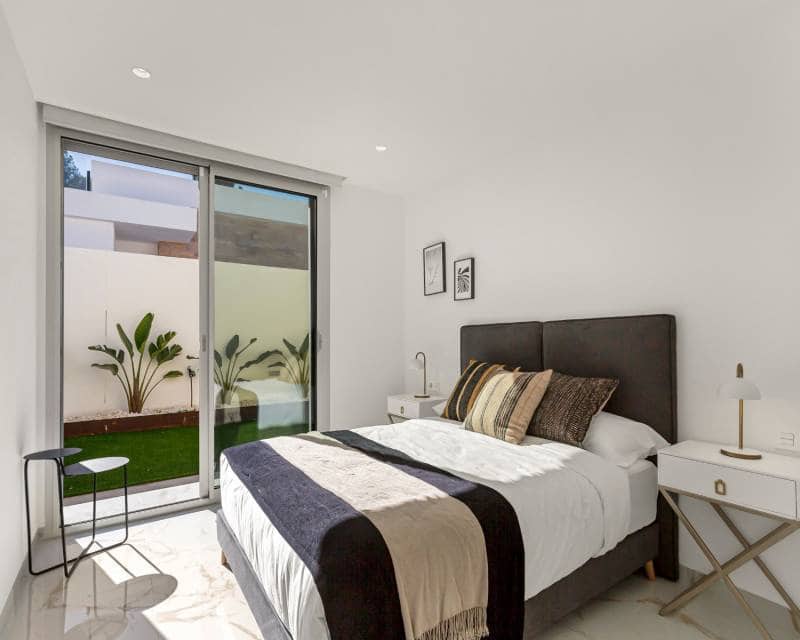 3 Zimmer Villa zu verkaufen in Los Balcones mit Pool Garage - 700.000 € (Ref: 9127452)