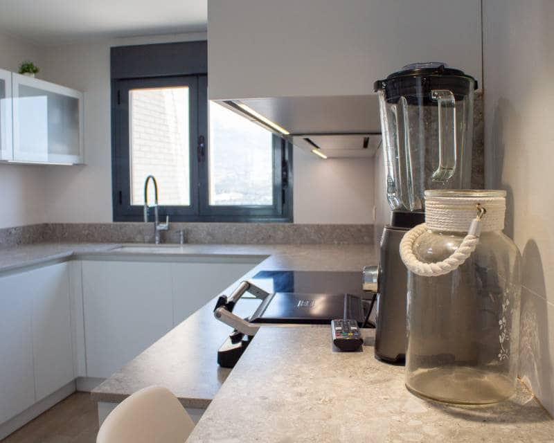 3 sypialnia Penthouse na sprzedaż w Benidorm z basenem garażem - 690 000 € (Ref: 9133783)