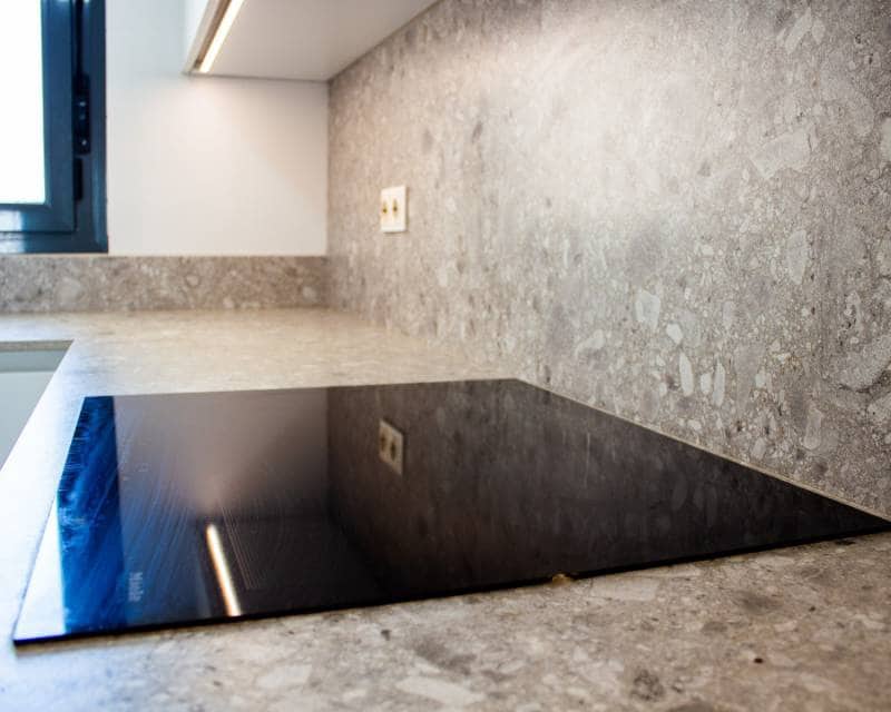 3 sypialnia Penthouse na sprzedaż w Benidorm z basenem garażem - 690 000 € (Ref: 9133783)