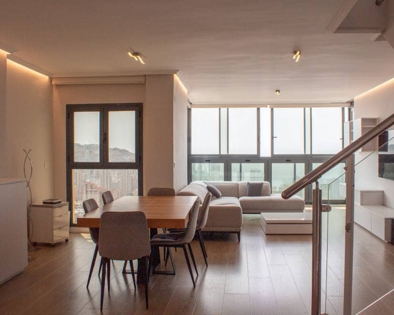 3 sypialnia Penthouse na sprzedaż w Benidorm z basenem garażem - 690 000 € (Ref: 9133783)