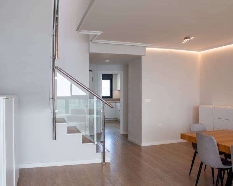 3 sypialnia Penthouse na sprzedaż w Benidorm z basenem garażem - 690 000 € (Ref: 9133783)