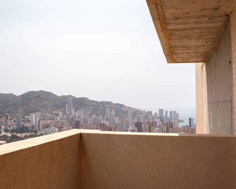 3 sypialnia Penthouse na sprzedaż w Benidorm z basenem garażem - 690 000 € (Ref: 9133783)