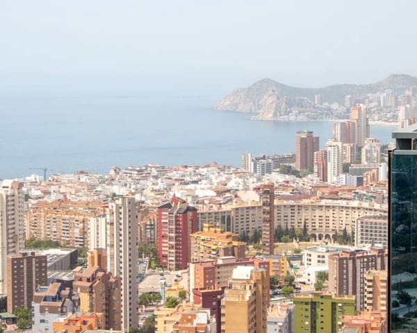 3 soverom Penthouse til salgs i Juzgados - Plaza de Toros, Benidorm med svømmebasseng garasje - € 790 000 (Ref: 9133783)