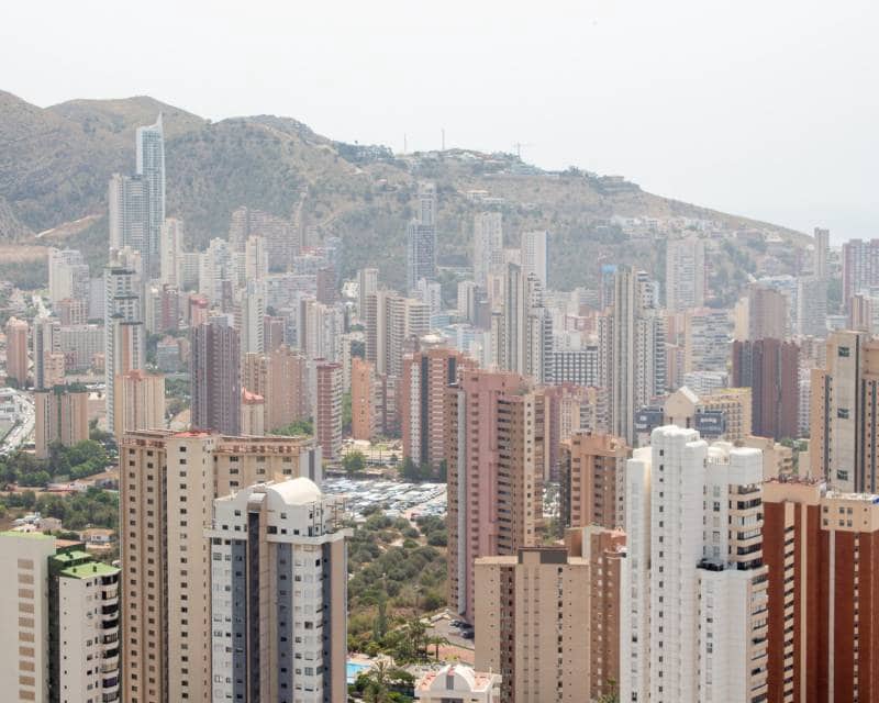 3 sypialnia Penthouse na sprzedaż w Benidorm z basenem garażem - 690 000 € (Ref: 9133783)