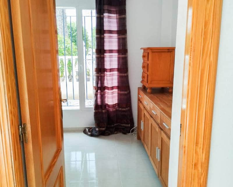 3 soverom Rekkehus til salgs i Torrevieja med svømmebasseng - € 179 000 (Ref: 9135070)