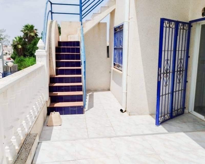 3 soverom Rekkehus til salgs i Torrevieja med svømmebasseng - € 179 000 (Ref: 9135070)