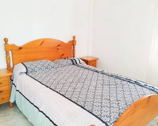 3 quarto Moradia em Banda para venda em El Chaparral - La Siesta - La Torreta, Torrevieja com piscina - 179 000 € (Ref: 9135070)