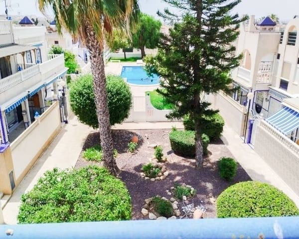 3 soveværelse Byhus til salg i El Chaparral - La Siesta - La Torreta, Torrevieja med swimmingpool - € 198.000 (Ref: 9135070)