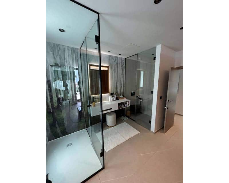 6 soveværelse Villa til salg i La Nucia med swimmingpool - € 1.375.000 (Ref: 9136108)