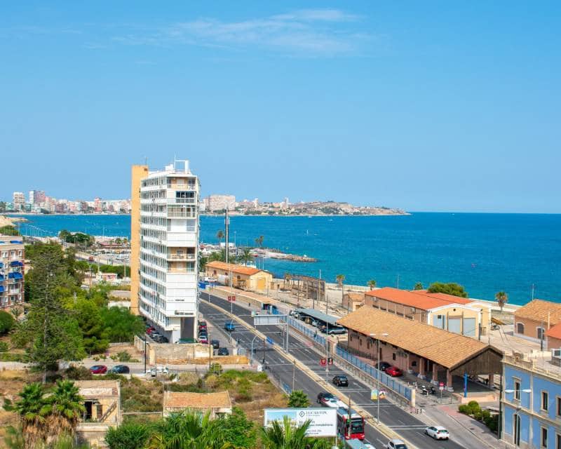 2 soveværelse Penthouse til salg i Alicante by - € 680.000 (Ref: 9150773)