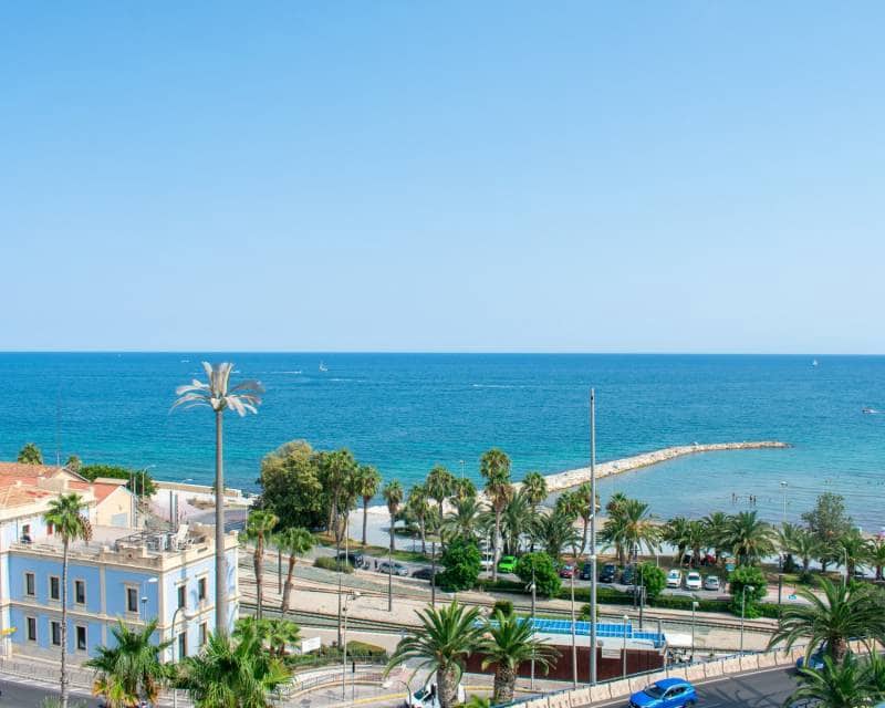 2 soveværelse Penthouse til salg i Alicante by - € 680.000 (Ref: 9150773)