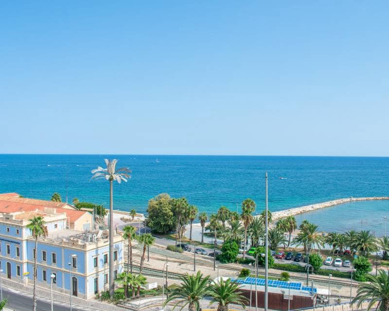 2 soveværelse Penthouse til salg i Alicante by - € 680.000 (Ref: 9150773)