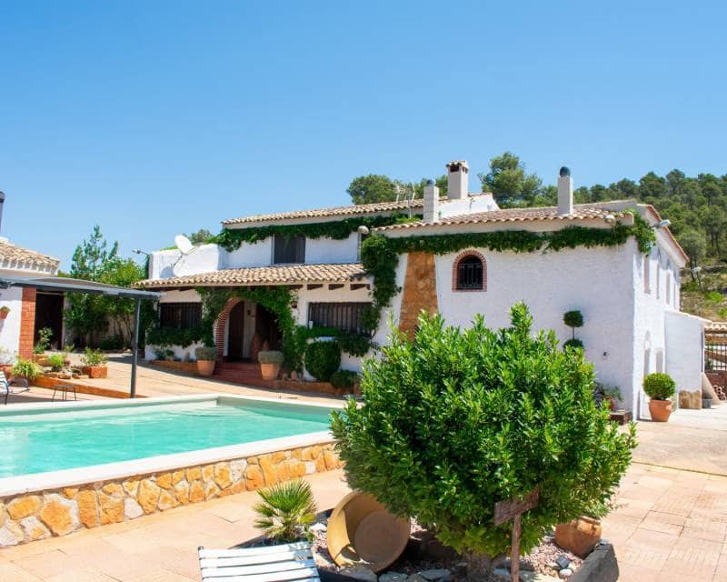 8 soveværelse Villa til salg i Onil med swimmingpool - € 2.180.000 (Ref: 9158333)