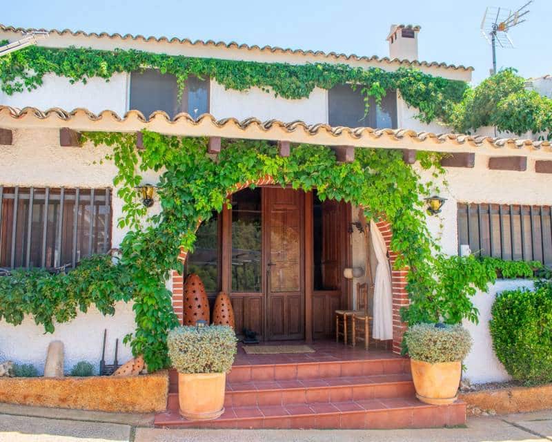 8 soveværelse Villa til salg i Onil med swimmingpool - € 2.180.000 (Ref: 9158333)