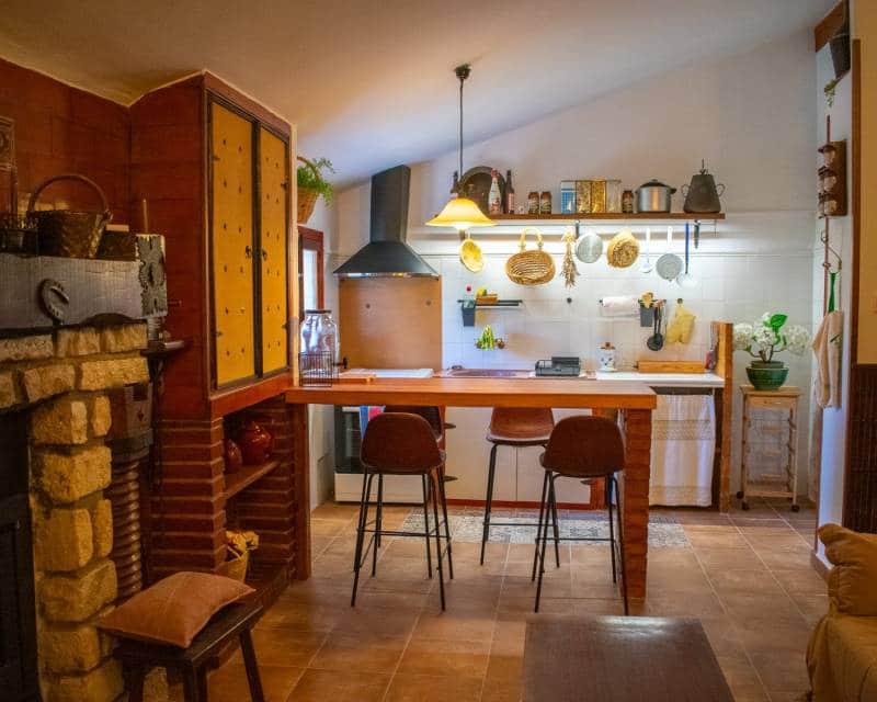 8 bedroom Villa for sale in Onil with pool - € 2,100,000 (Ref: 9158333)