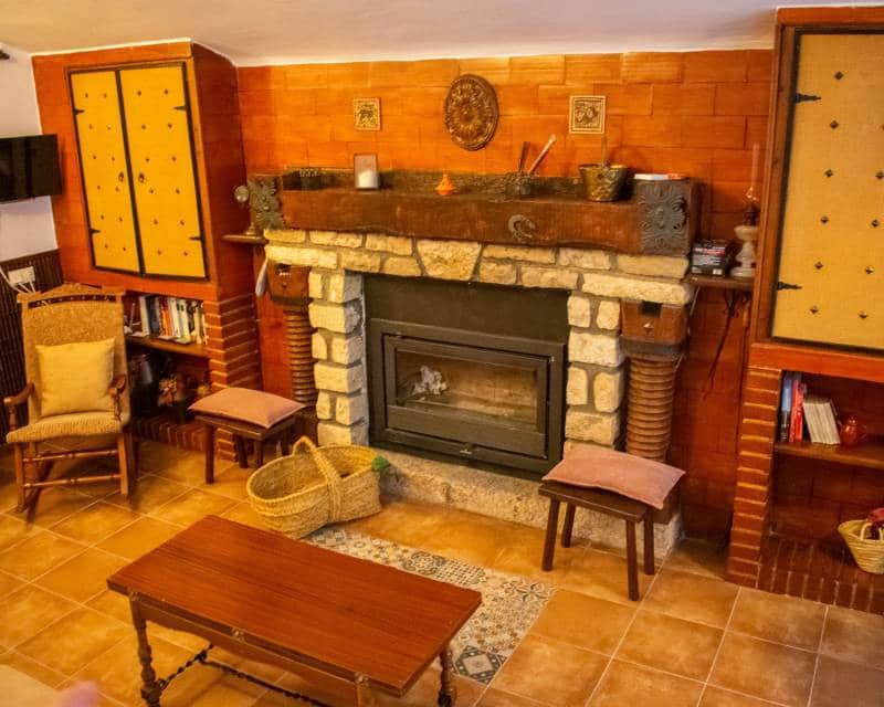 8 bedroom Villa for sale in Onil with pool - € 2,100,000 (Ref: 9158333)