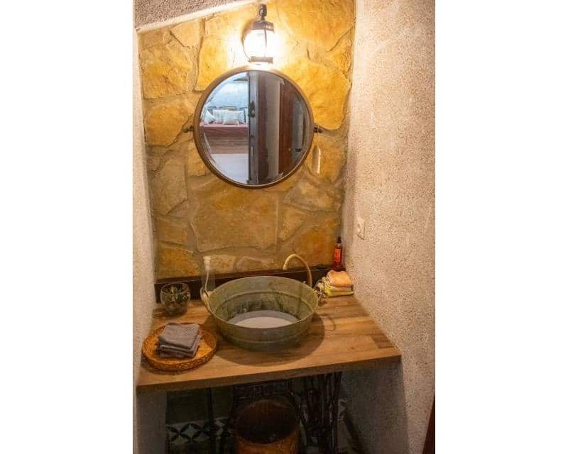 8 bedroom Villa for sale in Onil with pool - € 2,100,000 (Ref: 9158333)