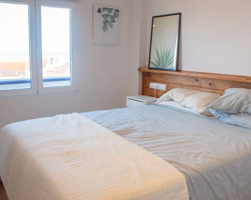 2 soveværelse Strandlejlighed til salg i La Mata med swimmingpool garage - € 330.000 (Ref: 9158836)