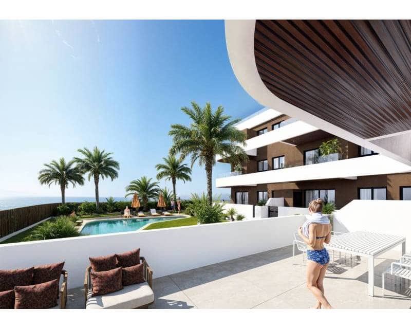 3 chambre Penthouse à vendre à Guardamar del Segura avec piscine garage - 690 000 € (Ref: 9163155)