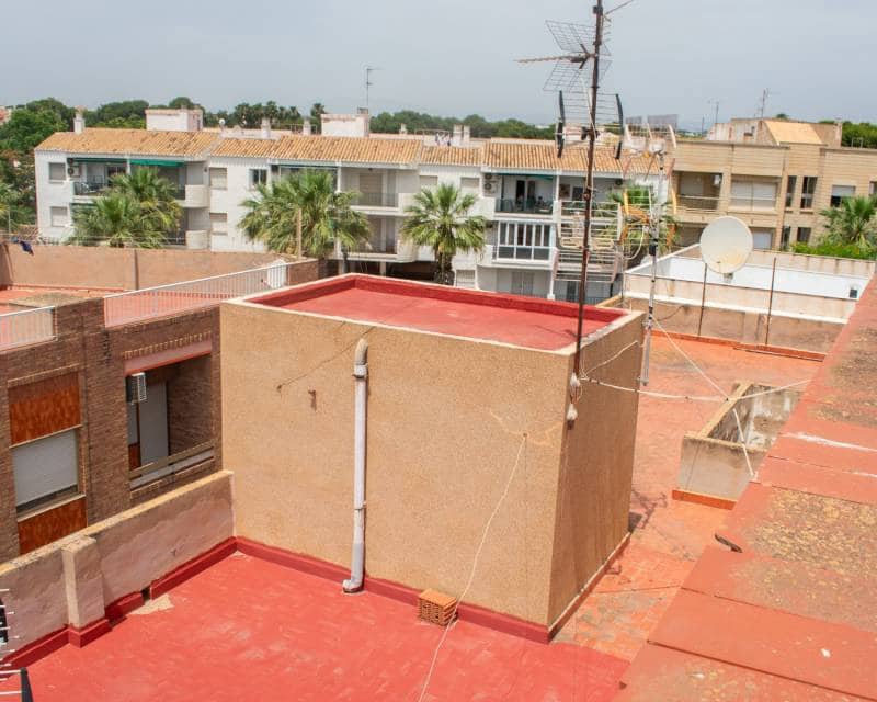 46 slaapkamer Commercieel te koop in Los Alcazares - € 1.750.000 (Ref: 9165165)