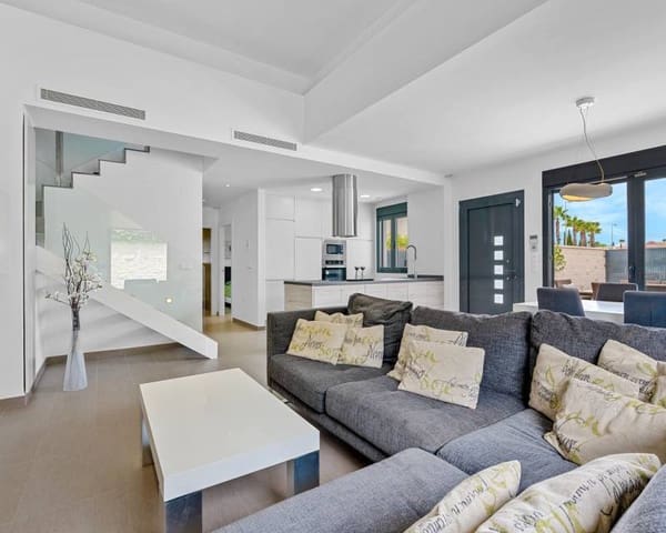 3 bedroom Semi-detached Villa for sale in Ciudad Quesada, Rojales with pool garage - € 480,000 (Ref: 9170192)