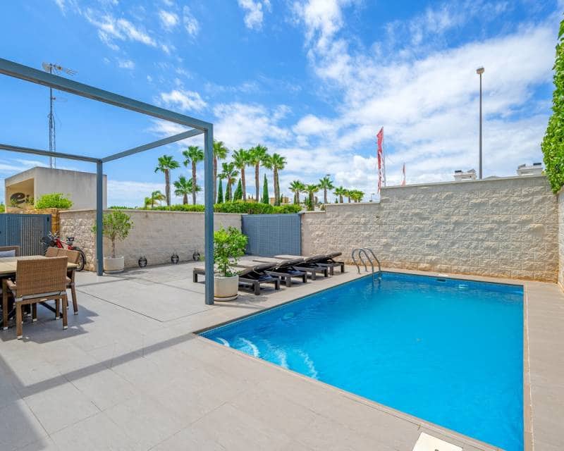 3 quarto Moradia Geminada para venda em Ciudad Quesada com piscina garagem - 480 000 € (Ref: 9170192)