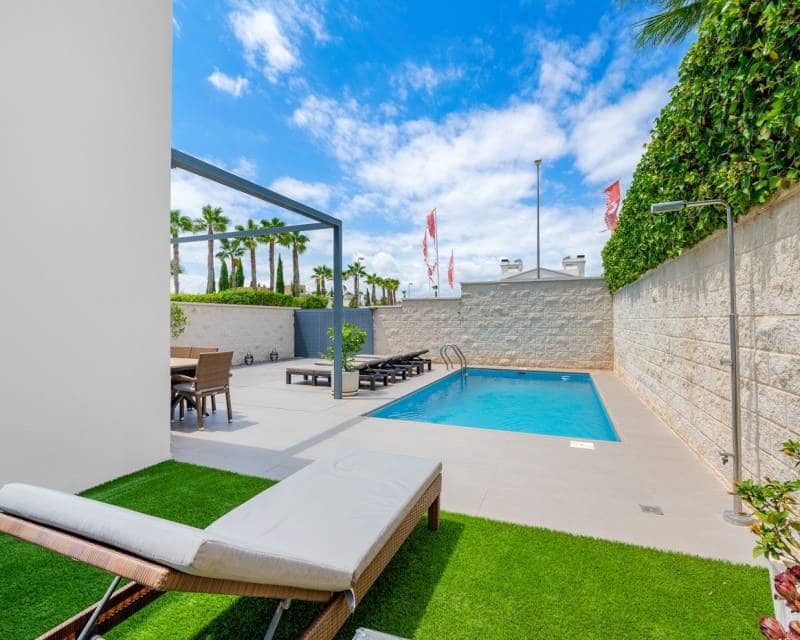 3 quarto Moradia Geminada para venda em Ciudad Quesada com piscina garagem - 480 000 € (Ref: 9170192)