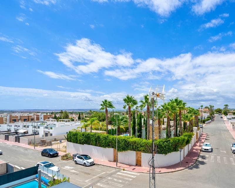 3 quarto Moradia Geminada para venda em Ciudad Quesada com piscina garagem - 480 000 € (Ref: 9170192)