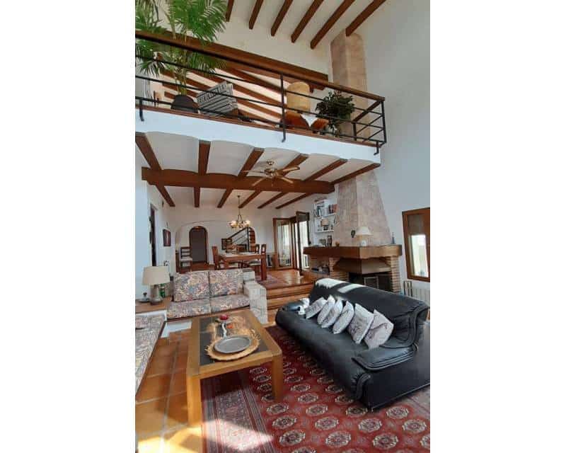 4 soveværelse Villa til salg i Denia med swimmingpool garage - € 690.000 (Ref: 9170418)