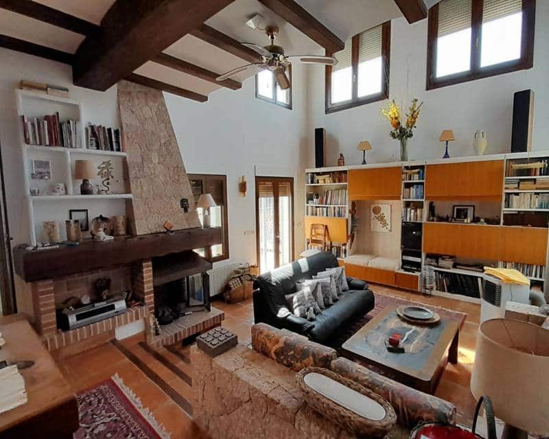 4 soveværelse Villa til salg i Denia med swimmingpool garage - € 690.000 (Ref: 9170418)