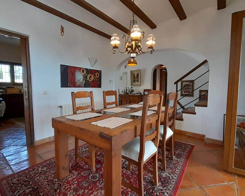 4 soveværelse Villa til salg i Denia med swimmingpool garage - € 690.000 (Ref: 9170418)