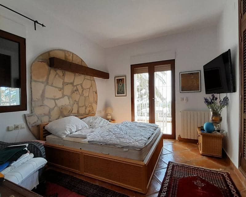 4 soveværelse Villa til salg i Denia med swimmingpool garage - € 690.000 (Ref: 9170418)