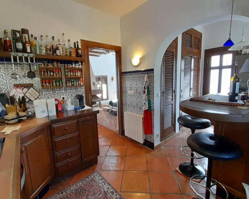 4 soveværelse Villa til salg i Denia med swimmingpool garage - € 690.000 (Ref: 9170418)