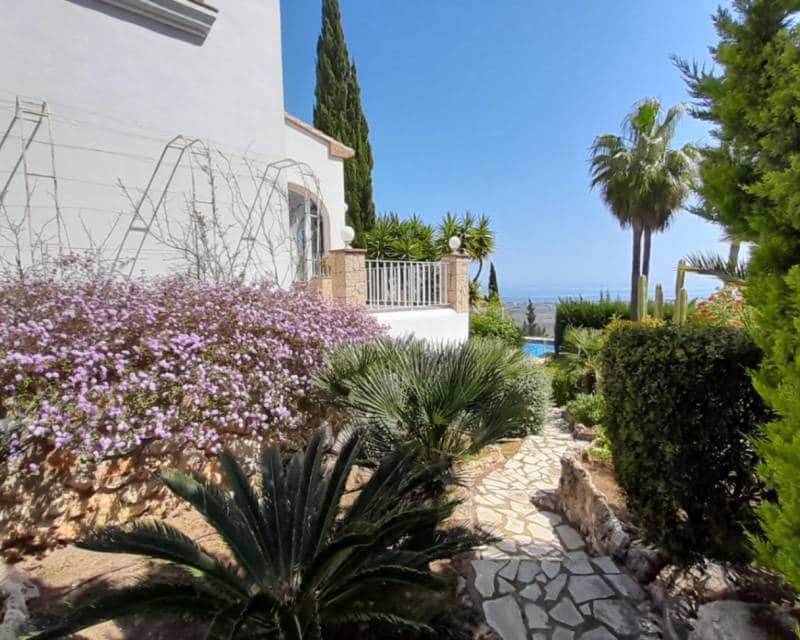 4 soveværelse Villa til salg i Denia med swimmingpool garage - € 690.000 (Ref: 9170418)