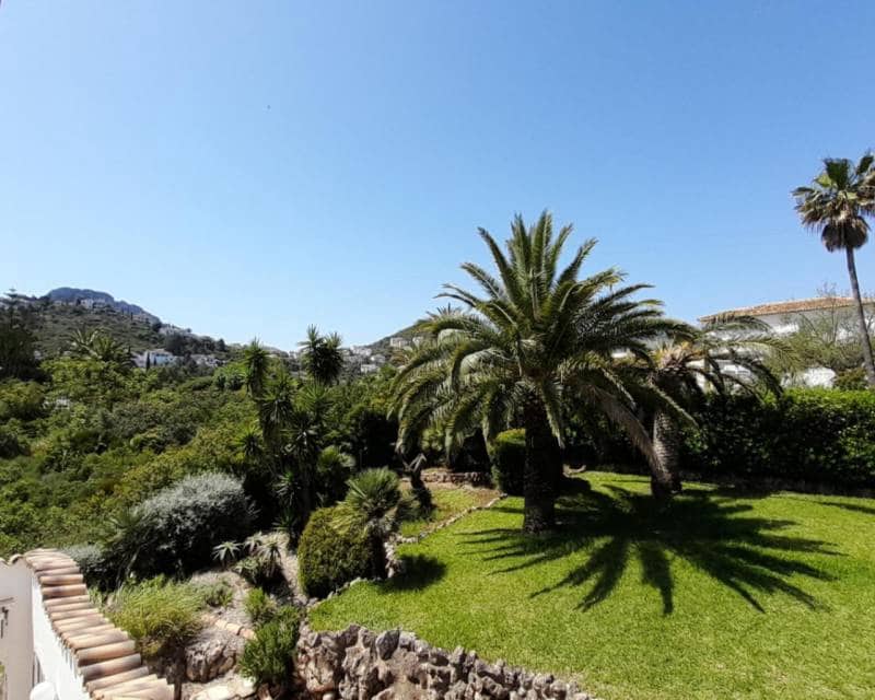 4 soveværelse Villa til salg i Denia med swimmingpool garage - € 690.000 (Ref: 9170418)