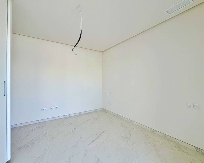 Apartamento de 2 habitaciones en Villamartin en venta con piscina garaje - 259.000 € (Ref: 9170419)