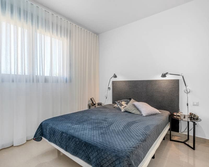 4 soveværelse Villa til salg i Guardamar del Segura med swimmingpool garage - € 1.390.000 (Ref: 9172078)