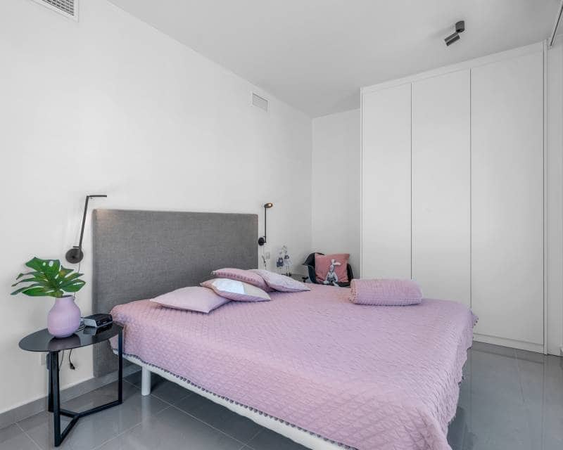 4 soveværelse Villa til salg i Guardamar del Segura med swimmingpool garage - € 1.390.000 (Ref: 9172078)