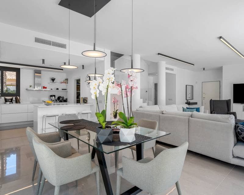 4 soveværelse Villa til salg i Guardamar del Segura med swimmingpool garage - € 1.390.000 (Ref: 9172078)