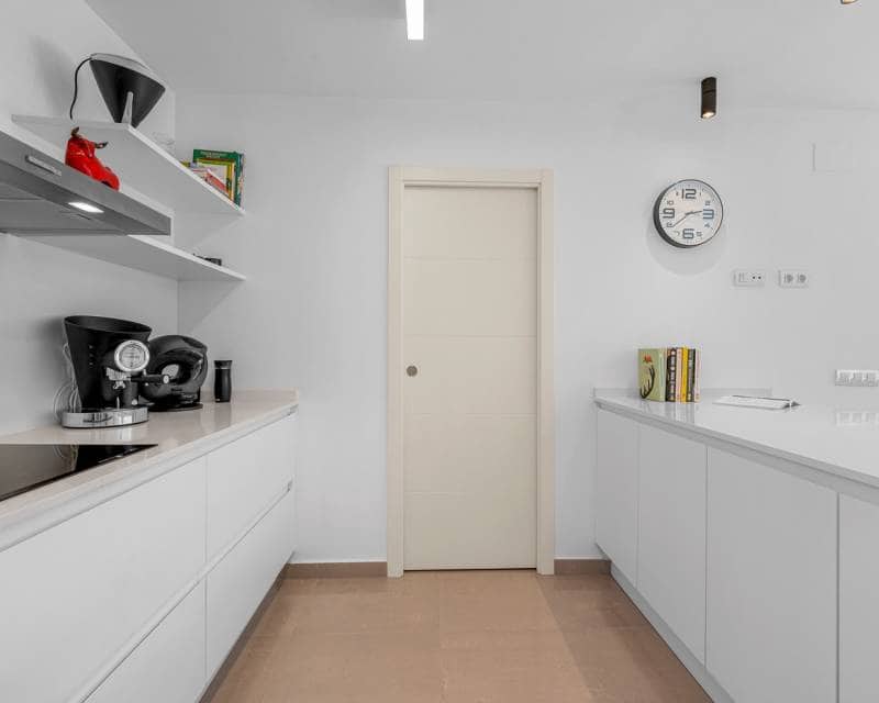 4 soveværelse Villa til salg i Guardamar del Segura med swimmingpool garage - € 1.390.000 (Ref: 9172078)