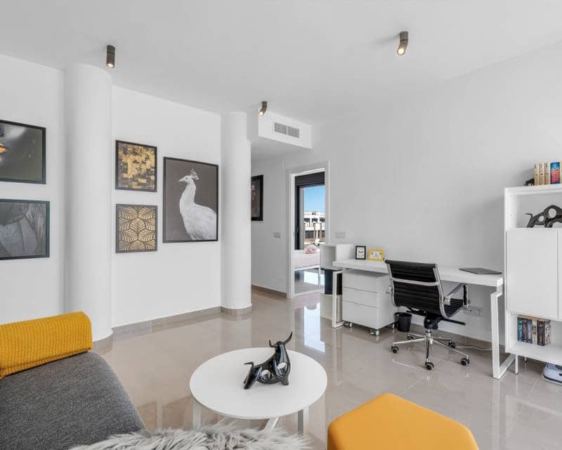 4 soveværelse Villa til salg i Guardamar del Segura med swimmingpool garage - € 1.390.000 (Ref: 9172078)