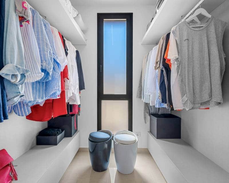 4 soveværelse Villa til salg i Guardamar del Segura med swimmingpool garage - € 1.390.000 (Ref: 9172078)