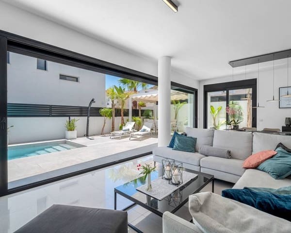 4 slaapkamer Villa te koop in Los Secanos, Guardamar del Segura met zwembad garage - € 1.390.000 (Ref: 9172078)